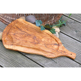 Tranchierbrett aus Olivenholz mit Saftrille & Griff 45–49 cm – handgefertigtes Unikat aus Deutschland