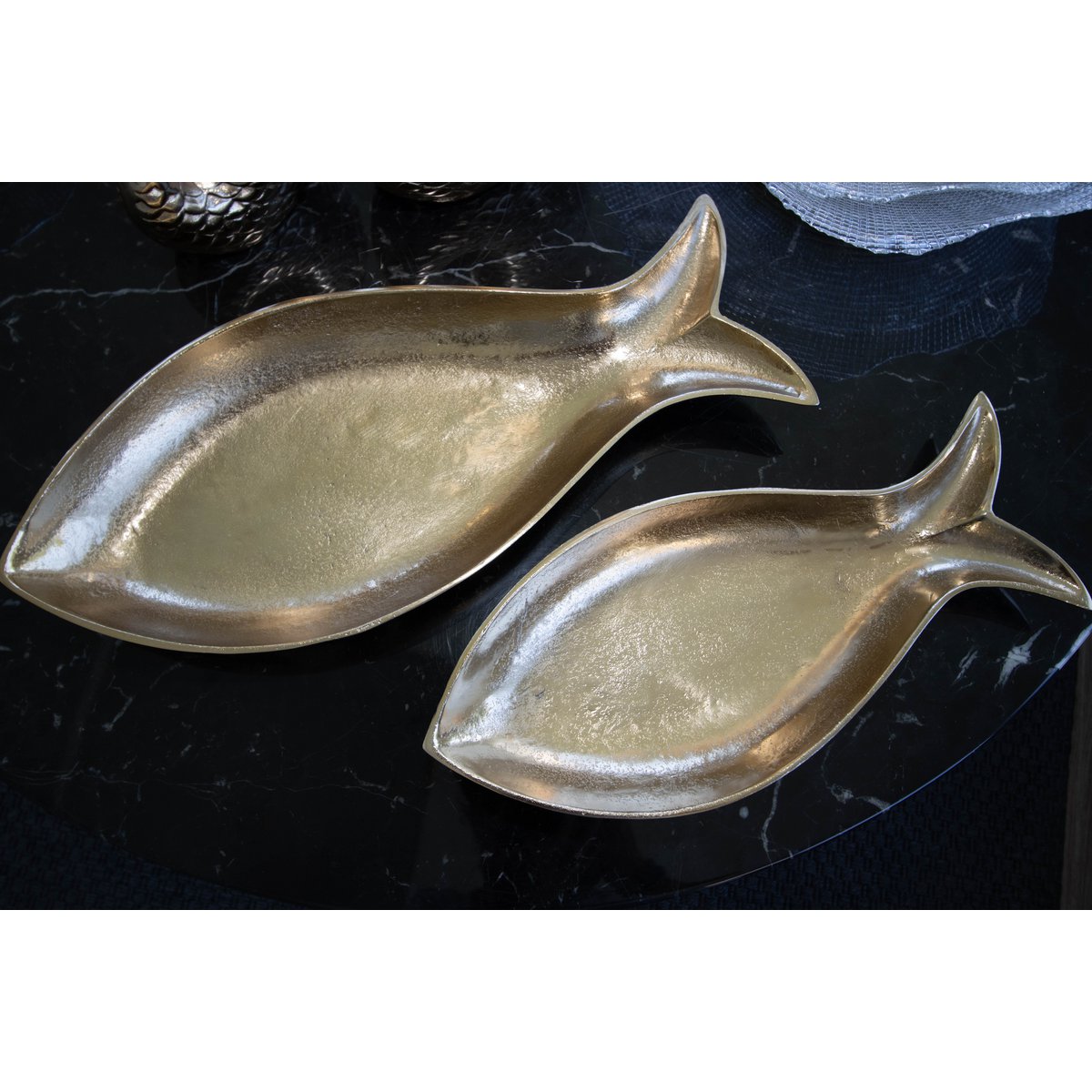 Aulica Fisch-Schale Gold aus Aluminium – dekorative Servier- & Designschale 51 cm